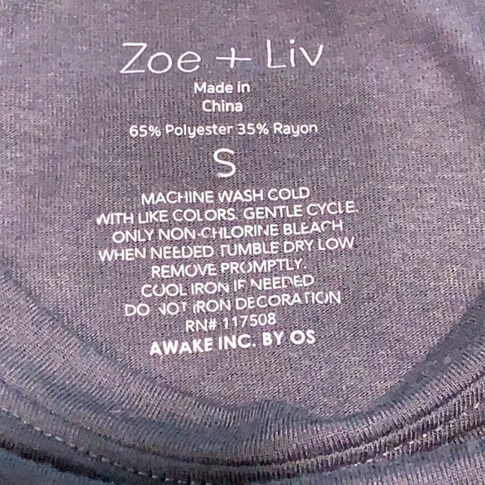 NEED MORE COFFEE SIZE S T-SHIRT BY ZOE & LIV - Picture 4 of 4